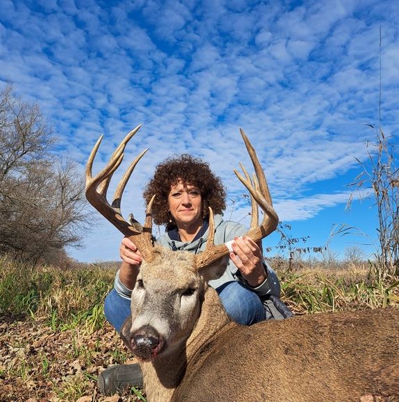 Meet your Posher, Jennifer - Picture 1 of 1